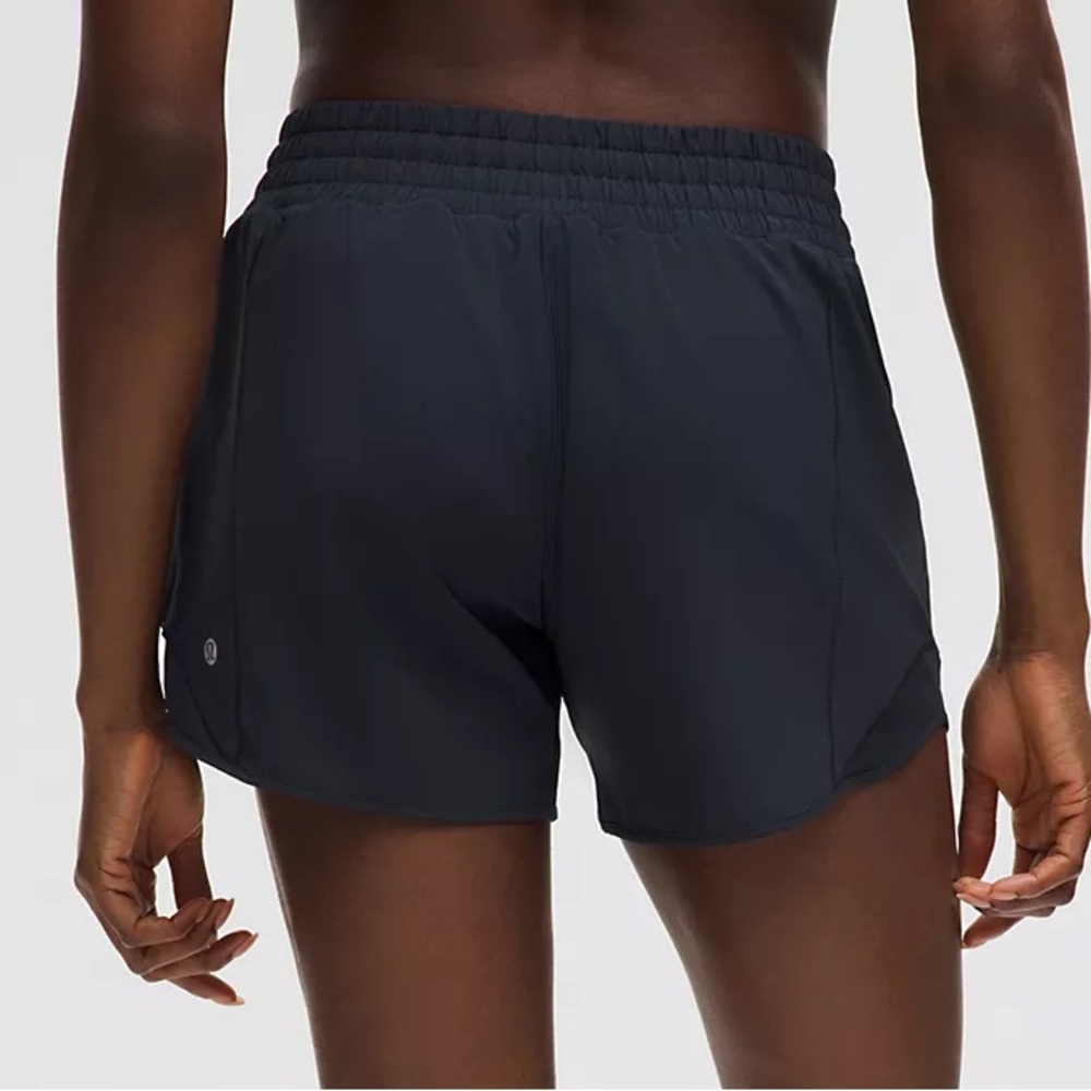 Hotty Hot High-Rise Lined Short 4" Size 4 in True Navy - Picture 2 of 10